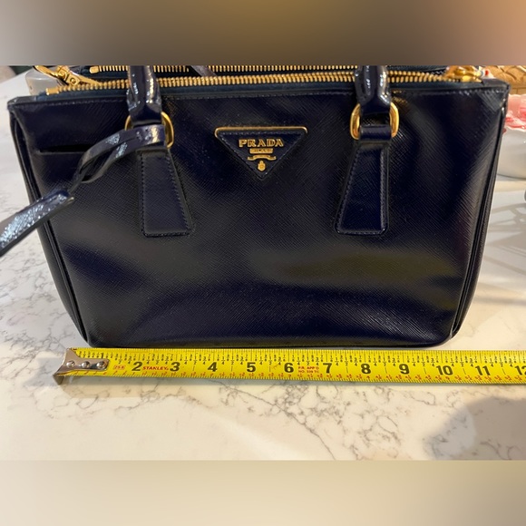 Royal Prada Saffiano bag - Picture 5 of 8